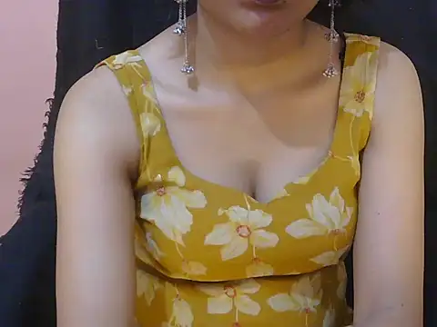 Cute Pihu01 online show from May 17, 2026, 6:48 pm