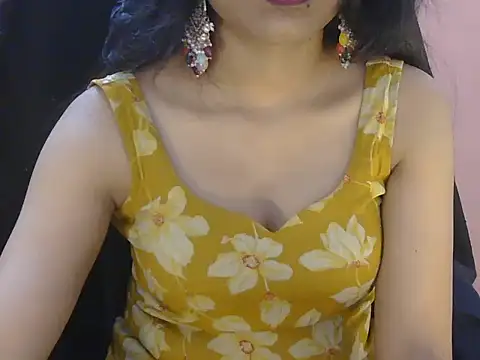 Cute Pihu01 online show from May 27, 2026, 7:00 pm
