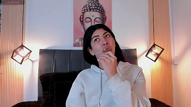 Cassie bloom online show from November 9, 2025, 8:07 pm