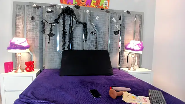 Kathyy Rose online show from October 27, 2025, 8:13 pm