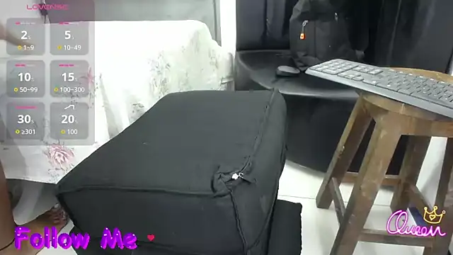 Snapshot of miha_sex91 chatting on April 14, 2026, 11:49 am miha sex91 online show from April 14, 2026, 11:49 am