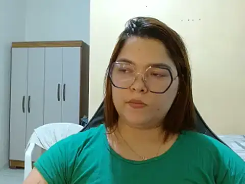 Snapshot of GoddessChaar chatting on March 19, 2025, 1:21 am GoddessChaar online show from March 19, 2025, 1:21 am