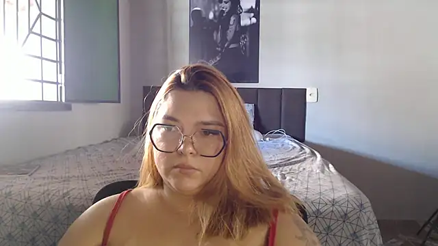 GoddessChaar online show from March 5, 2026, 5:09 pm