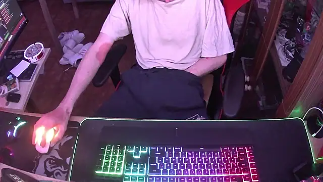 DerGeileLoveboy online show from March 10, 2025, 2:39 am