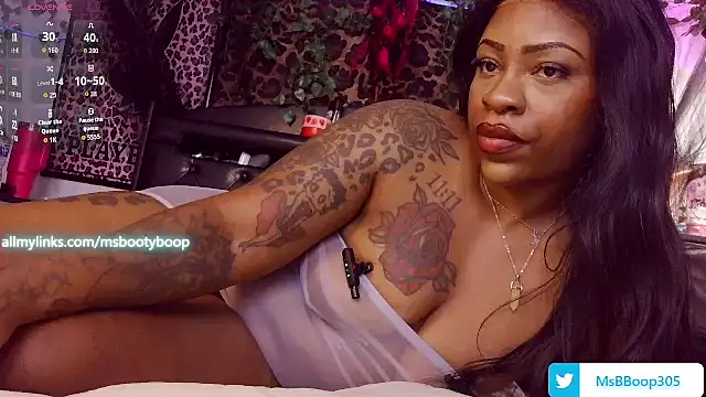Snapshot of MsBootyBoop chatting on July 16, 2026, 7:58 am MsBootyBoop online show from July 16, 2026, 7:58 am