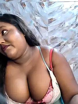 Snapshot of horny_diana chatting on April 2, 2026, 5:32 pm horny diana online show from April 2, 2026, 5:32 pm