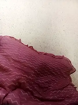 Snapshot of lilpip chatting on January 17, 2026, 3:17 pm lilpip online show from January 17, 2026, 3:17 pm