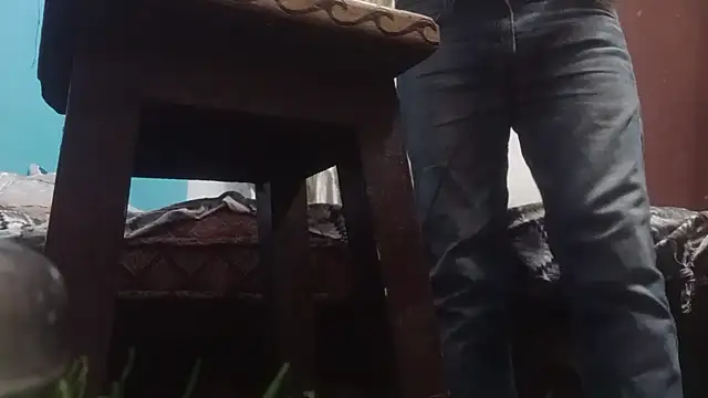 Snapshot of longsexji chatting on February 22, 2026, 5:44 pm longsexji online show from February 22, 2026, 5:44 pm