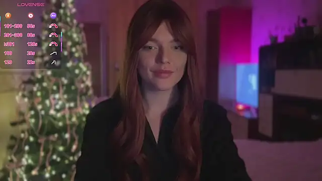 CherryRed Girl online show from January 18, 2026, 10:02 pm