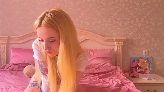  BunnyDollStella  online show from September 24, 2025, 5:33 am