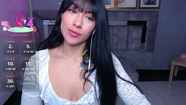 Isabella Collen v online show from September 24, 2025, 1:03 pm