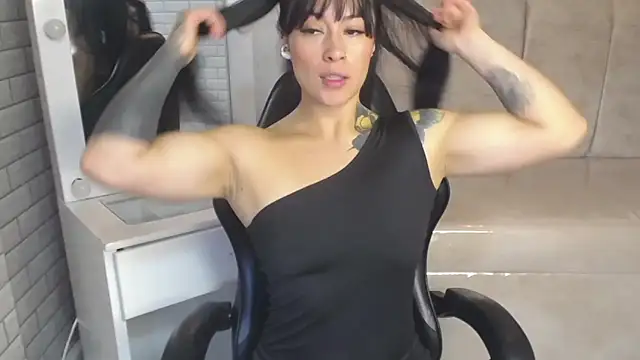 Isabella Collen v online show from April 1, 2026, 1:12 pm