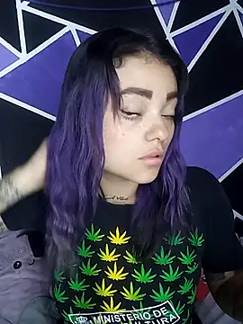 ChloeAllennn online show from September 27, 2025, 2:22 pm