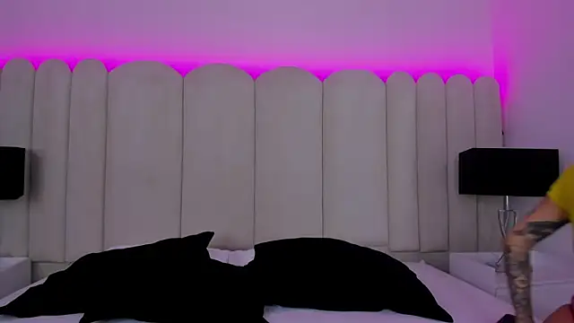 Antonella Smiith  online show from September 11, 2025, 2:17 pm