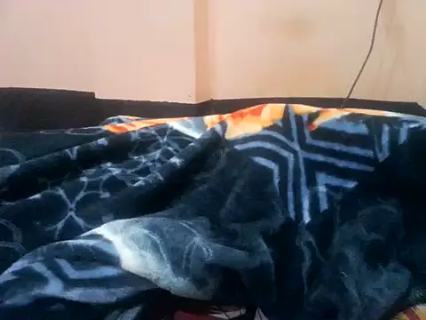 rahulkajuuu0909 online show from November 14, 2025, 10:18 pm