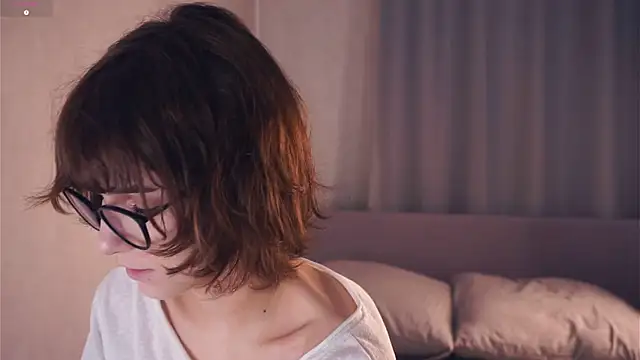 Snapshot of SibleyBurner chatting on November 21, 2025, 7:23 pm SibleyBurner online show from November 21, 2025, 7:23 pm