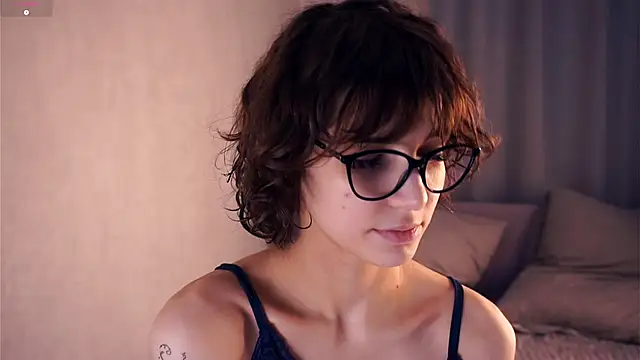 Snapshot of SibleyBurner chatting on November 25, 2025, 6:52 pm SibleyBurner online show from November 25, 2025, 6:52 pm