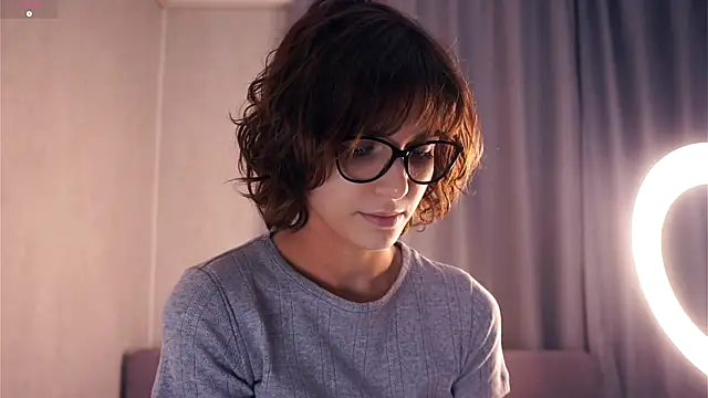 Snapshot of SibleyBurner chatting on December 15, 2025, 6:45 pm SibleyBurner online show from December 15, 2025, 6:45 pm