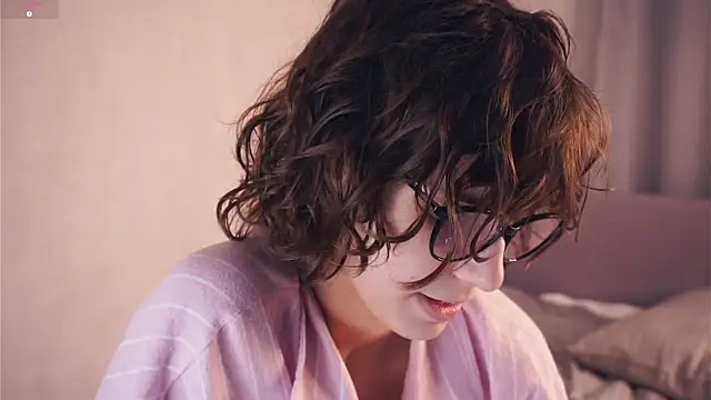 Snapshot of SibleyBurner chatting on December 20, 2025, 6:26 pm SibleyBurner online show from December 20, 2025, 6:26 pm