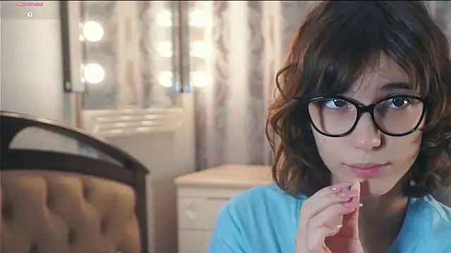 Snapshot of SibleyBurner chatting on January 6, 2026, 6:17 am SibleyBurner online show from January 6, 2026, 6:17 am