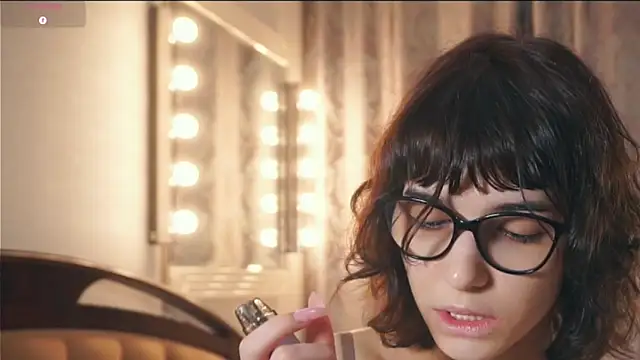 Snapshot of SibleyBurner chatting on January 9, 2026, 5:32 am SibleyBurner online show from January 9, 2026, 5:32 am