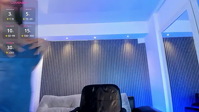 Ivaannaa  online show from October 31, 2025, 2:07 pm