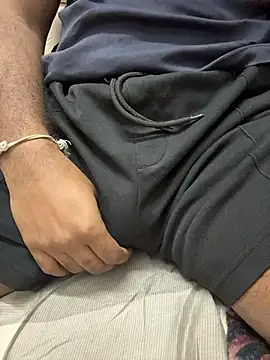 monstercock1110 online show from November 29, 2025, 5:49 pm