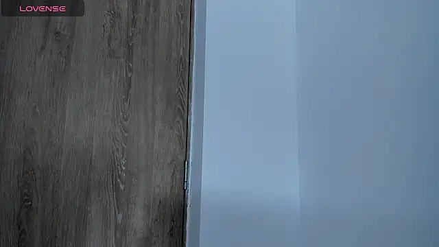 ScarletThompsonx online show from November 14, 2025, 5:11 pm