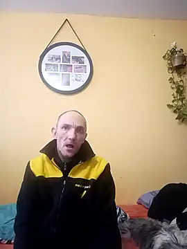 Snapshot of Machura chatting on January 10, 2026, 6:48 am Machura online show from January 10, 2026, 6:48 am