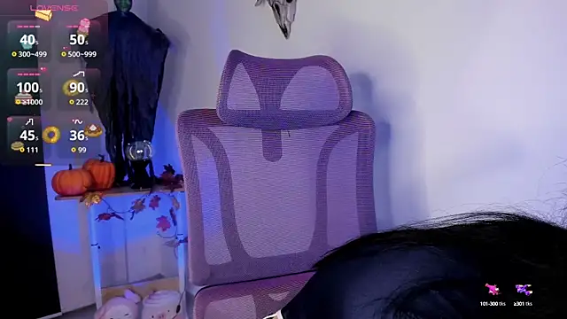 MiaWilsson  online show from October 10, 2025, 4:00 am