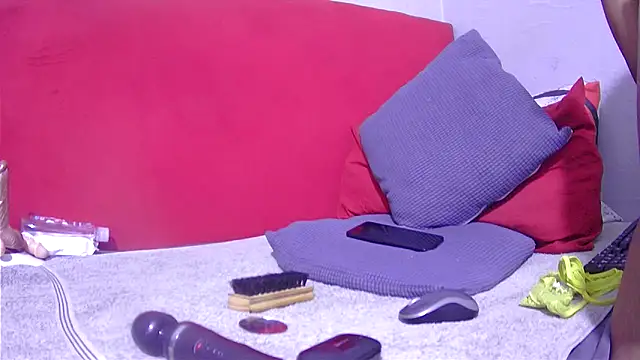 tasha97x online show from October 27, 2025, 5:00 am