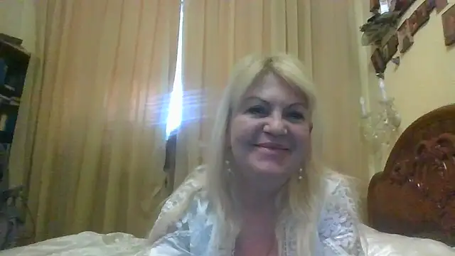 Heidi-Helga online show from November 4, 2025, 4:44 am