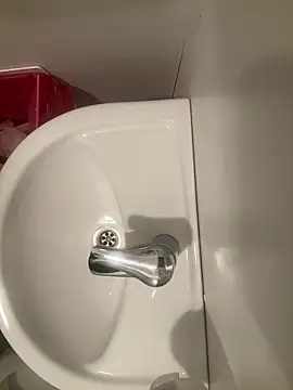 jojofloflo online show from March 2, 2025, 6:19 pm