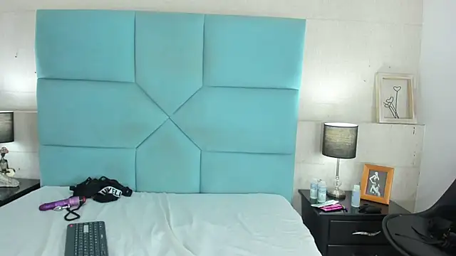 Snapshot of Maximiliano__Fire chatting on March 9, 2025, 7:15 pm Maximiliano Fire online show from March 9, 2025, 7:15 pm