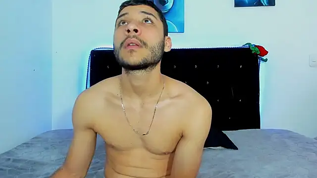 Snapshot of MarcusRosse chatting on November 25, 2025, 3:23 pm MarcusRosse online show from November 25, 2025, 3:23 pm