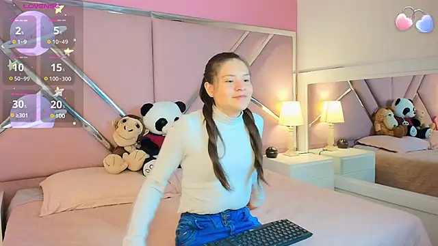 Snapshot of Emilybennett_ chatting on February 27, 2025, 2:21 pm Emilybennett online show from February 27, 2025, 2:21 pm