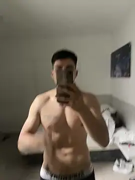 MaxxxSteil online show from March 18, 2025, 9:31 am