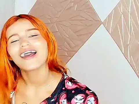 ZaraRousse online show from January 11, 2026, 8:25 pm