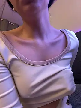 Snapshot of Dirty-Bunnyyy chatting on February 13, 2026, 5:03 am Dirty-Bunnyyy online show from February 13, 2026, 5:03 am