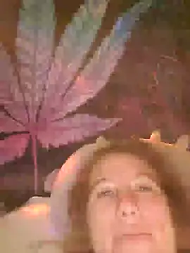 Snapshot of Seductivefoxy@xh chatting on March 16, 2025, 10:53 pm Seductivefoxyxh online show from March 16, 2025, 10:53 pm