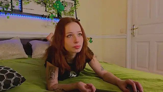 AliceTempt online show from March 17, 2025, 1:29 pm