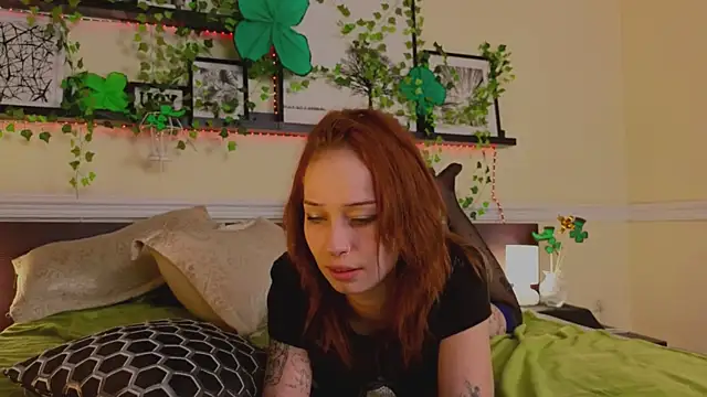 AliceTempt online show from March 17, 2025, 4:33 pm