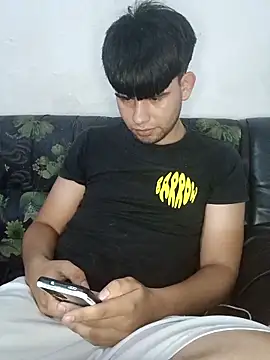 Snapshot of Jair_Hott chatting on September 18, 2025, 2:57 am Jair Hott online show from September 18, 2025, 2:57 am