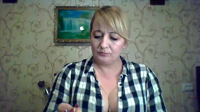 ArielXLoveresss online show from March 9, 2025, 5:28 pm