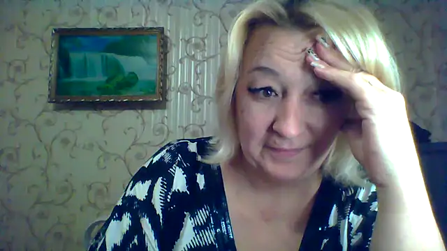 ArielXLoveresss online show from September 14, 2025, 6:40 pm