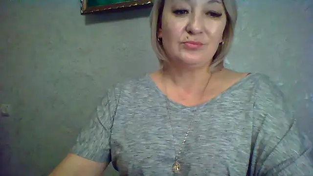 ArielXLoveresss online show from November 8, 2025, 11:36 pm