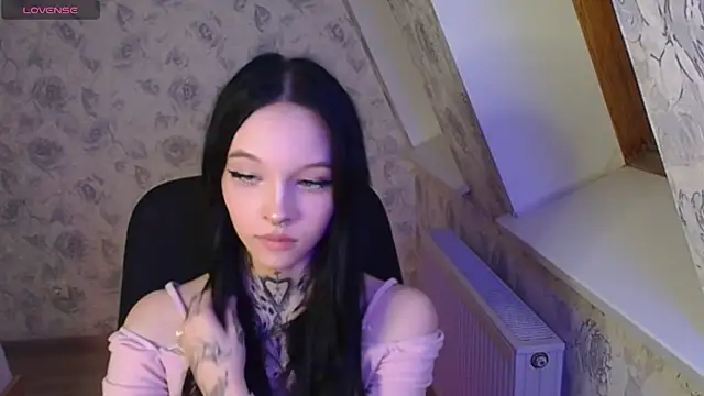 mefwhore online show from March 14, 2025, 6:07 pm