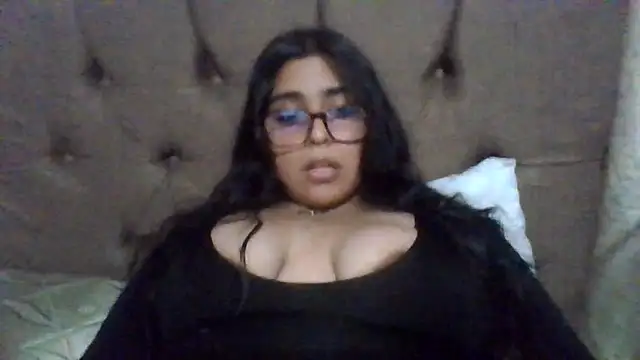 Snapshot of virginbrunette99 chatting on March 20, 2025, 1:57 am virginbrunette99 online show from March 20, 2025, 1:57 am