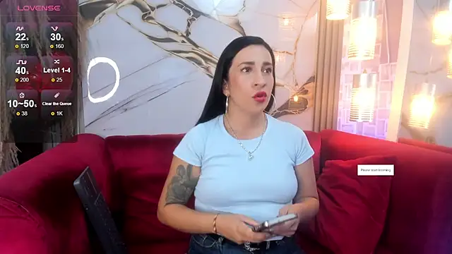 Bella williamss  online show from July 8, 2026, 7:40 pm