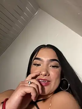 Megan Rose1999 online show from March 17, 2025, 7:02 am